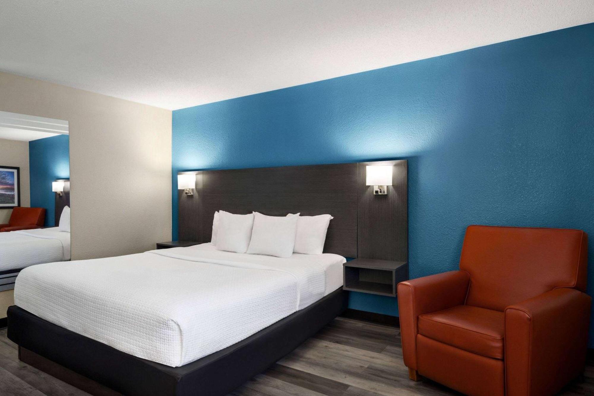 La Quinta By Wyndham Chicago Tinley Park Hotel Exterior photo