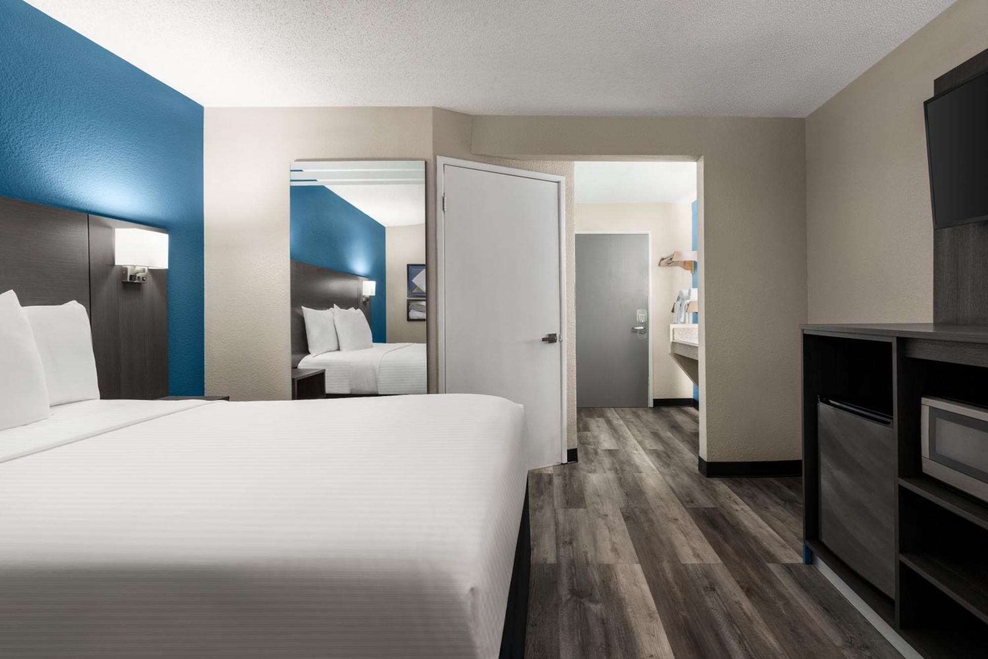 La Quinta By Wyndham Chicago Tinley Park Hotel Exterior photo
